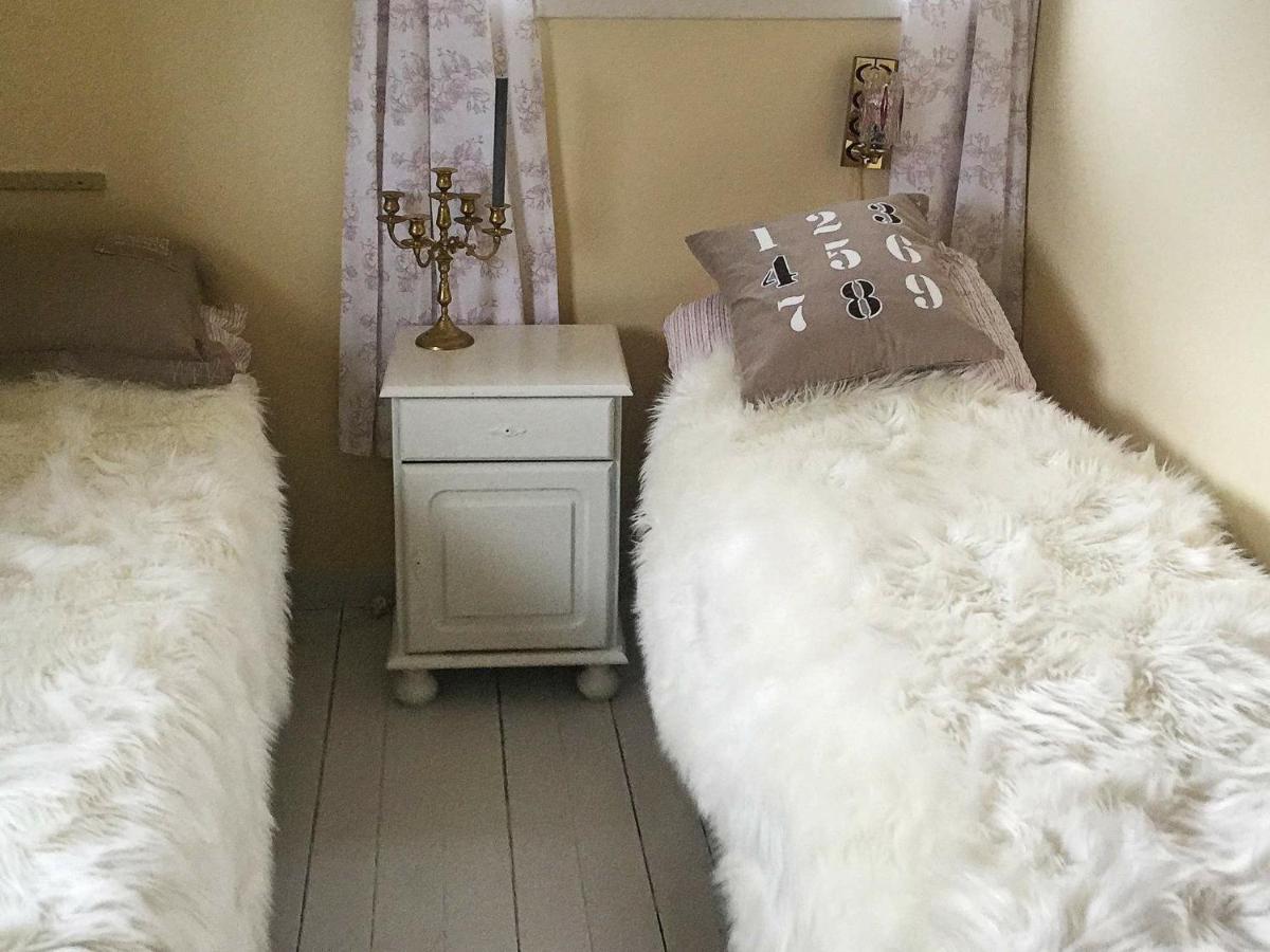 6 Person In Senjahopen Holiday home Mefjordvaer